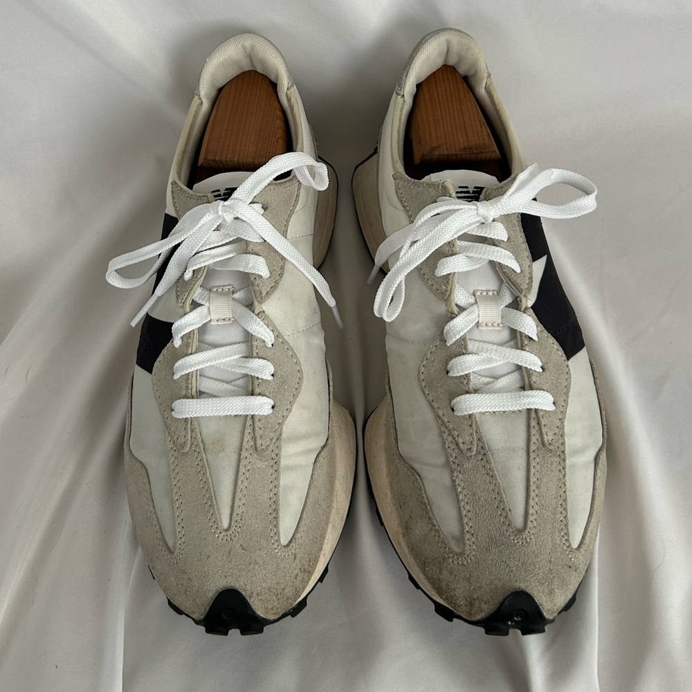New Balance 327 Men's Retro Running Sneakers White with Black N - Picture 2 of 6